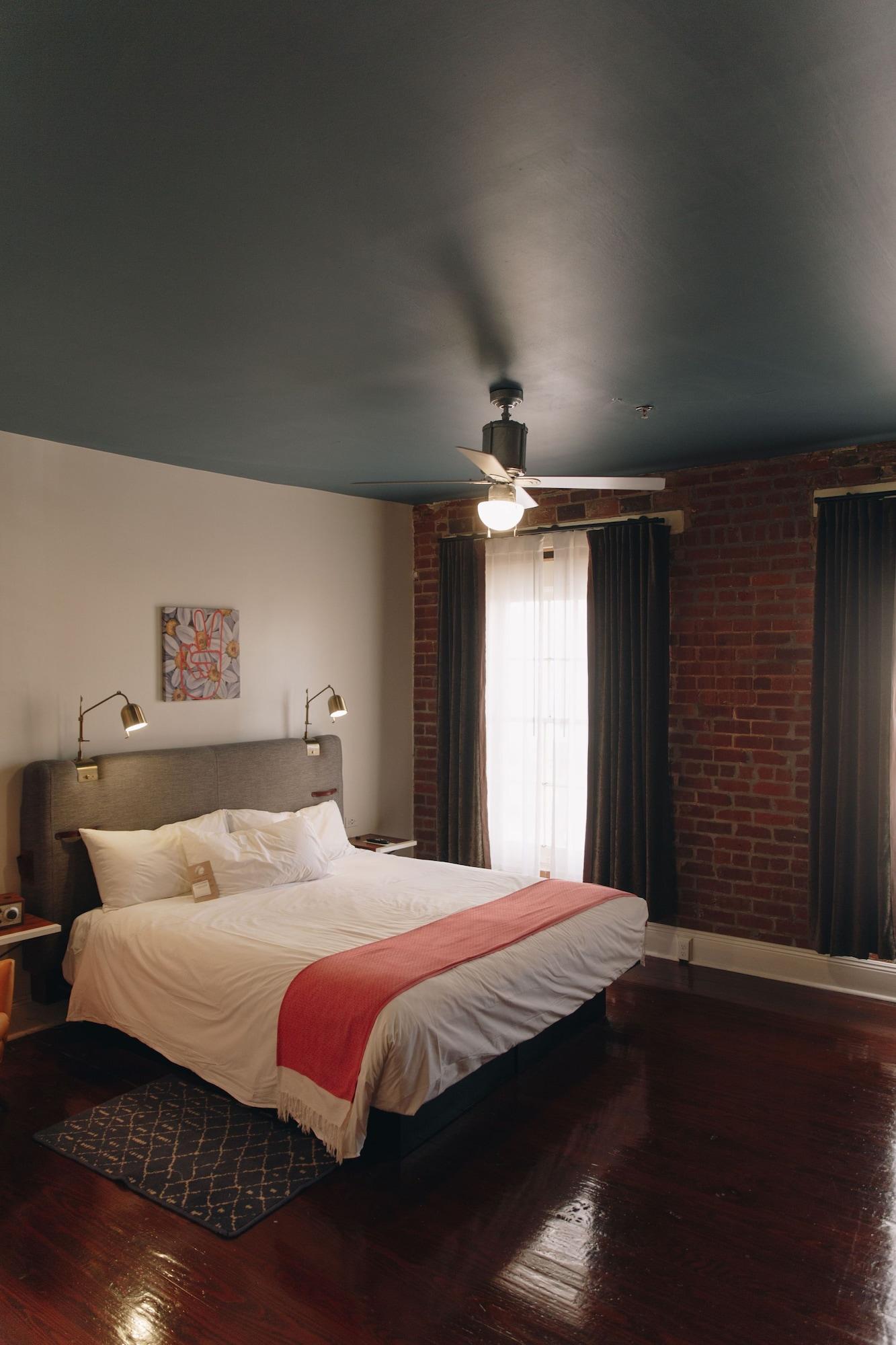 The Old No. 77 Hotel & Chandlery New Orleans Exteriör bild